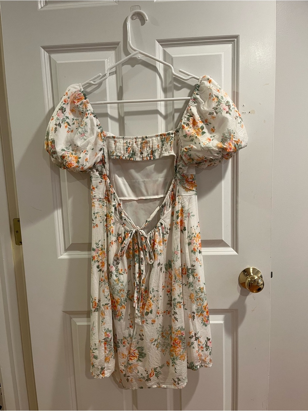 Altar’d State women’s floral dress - Picture 3 of 3